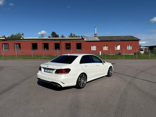Mercedes-Benz E350 d 2016 – bild 3