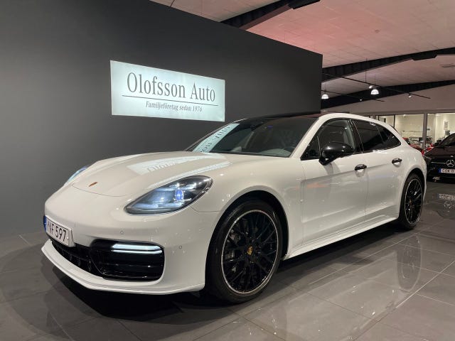 Porsche Panamera 4 2018
