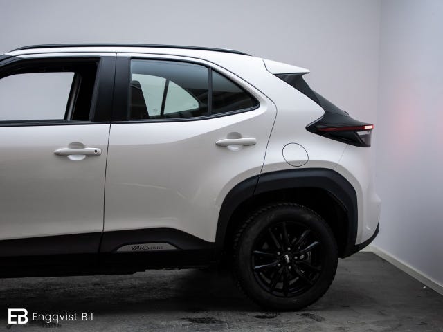Toyota Yaris Cross 2023 – bild 3