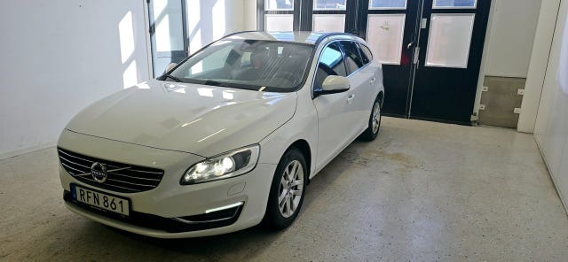 Volvo V60 2017