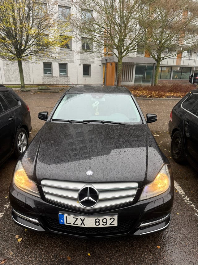Mercedes-Benz C220 2012