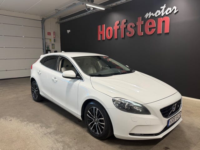 Volvo V40 2015