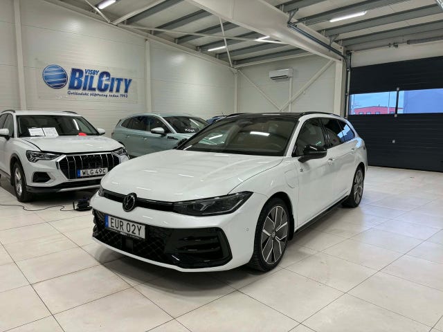Volkswagen Passat 2024