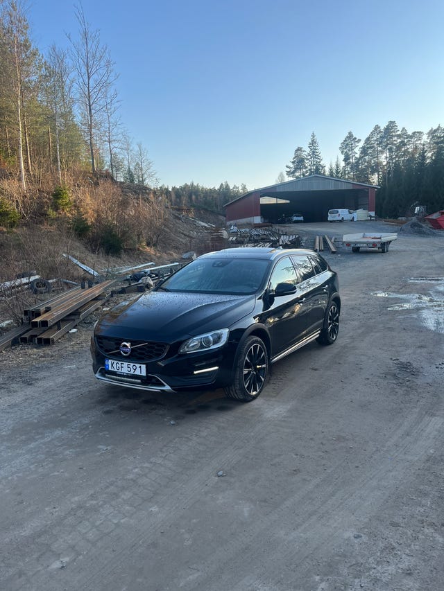 Volvo V60 Cross Country 2016
