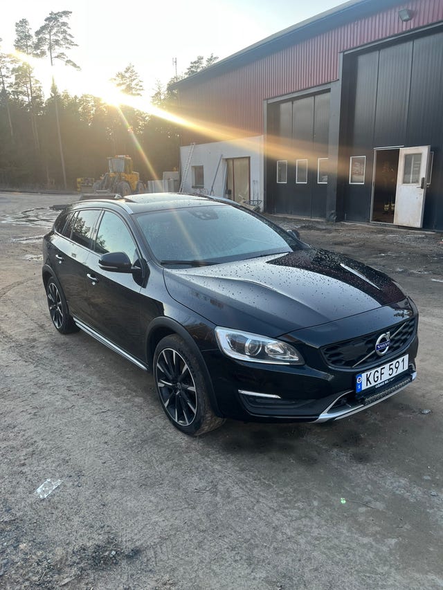 Volvo V60 Cross Country 2016 – bild 3