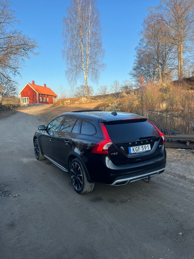 Volvo V60 Cross Country 2016 – bild 4