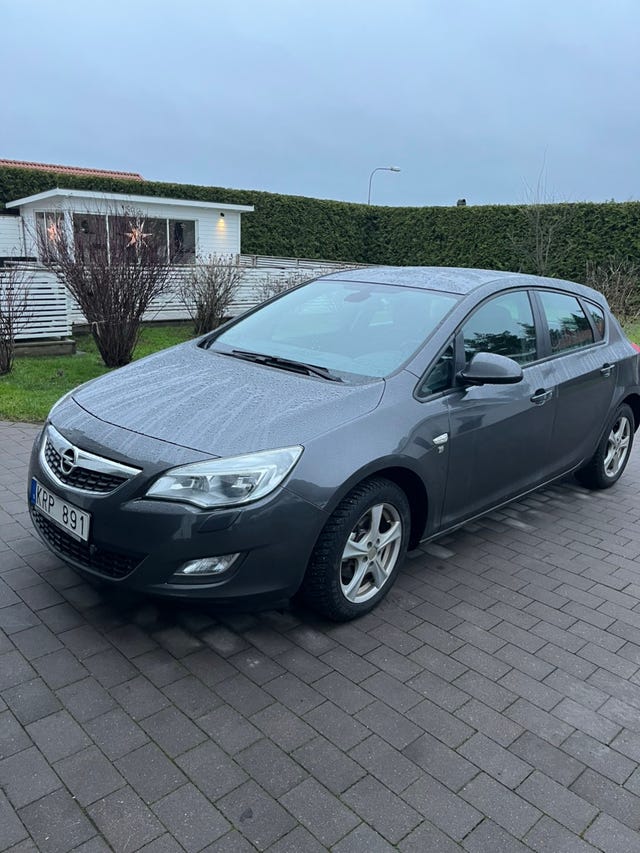 Opel Astra 2010