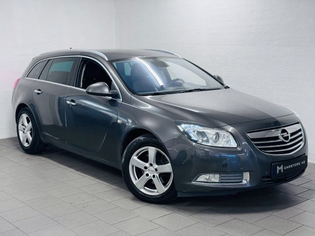 Opel Insignia 2011