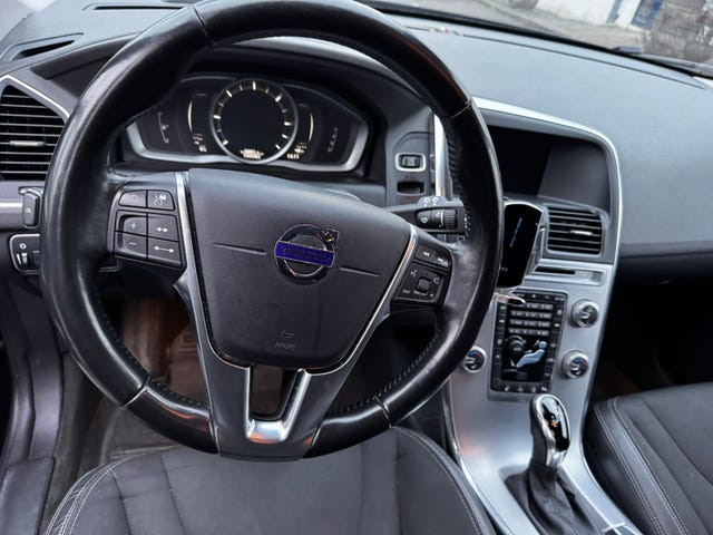 Volvo XC60 2017 – bild 3