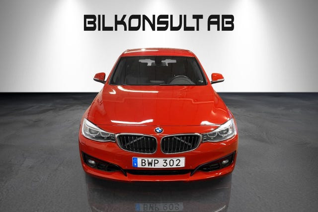 BMW 330d 2015 – bild 2