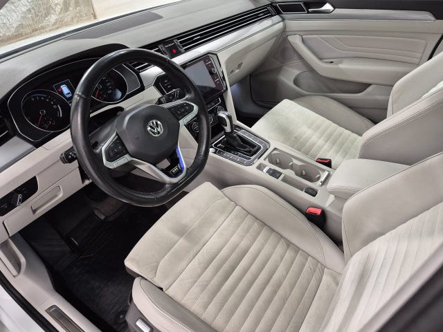 Volkswagen Passat 2020 – bild 2