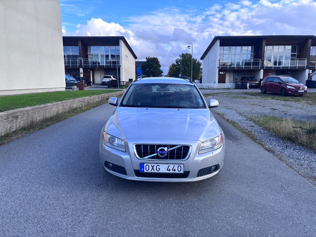 Volvo V70 2011
