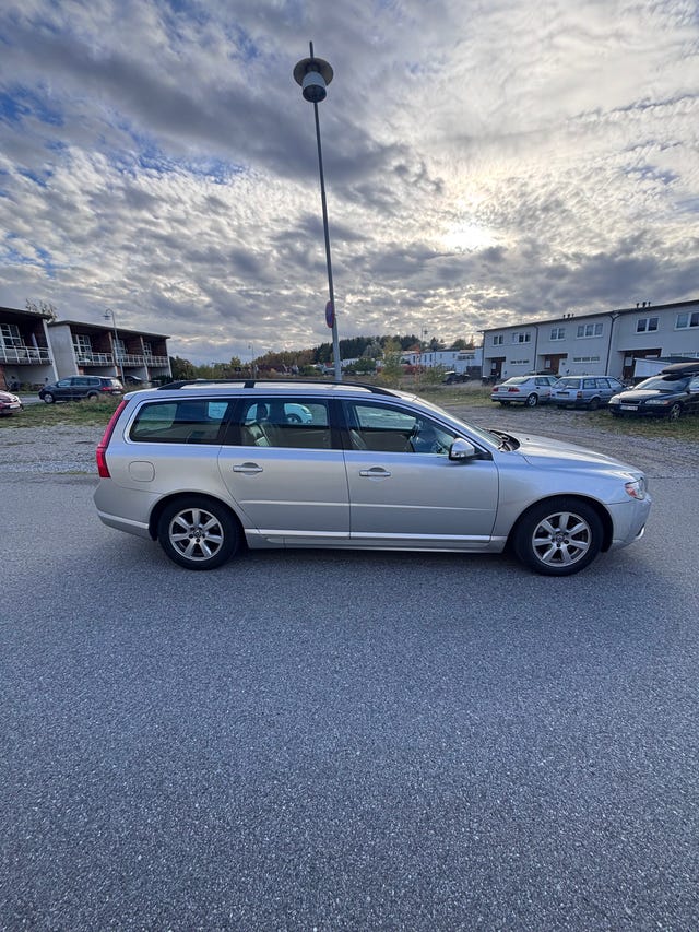 Volvo V70 2011 – bild 4