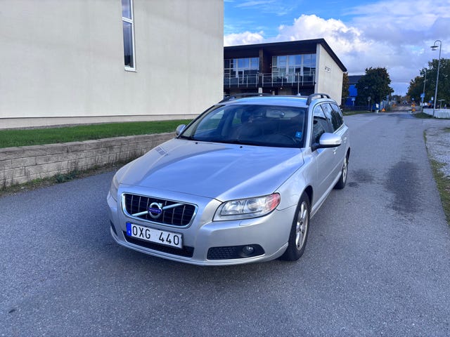 Volvo V70 2011 – bild 2