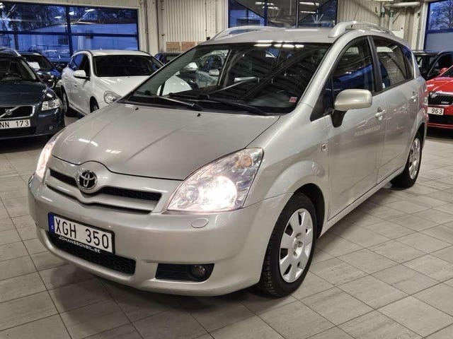 Toyota Corolla Verso 2005