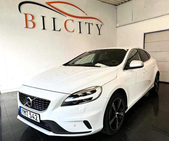 Volvo V40 2019