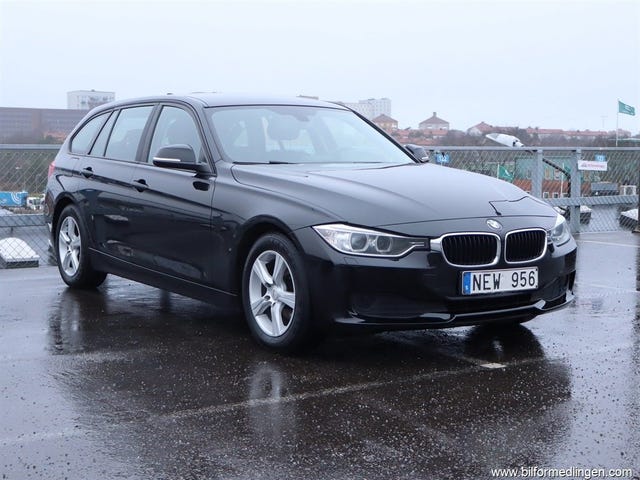 BMW 318 2012