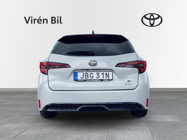 Toyota Corolla 2025 – bild 4