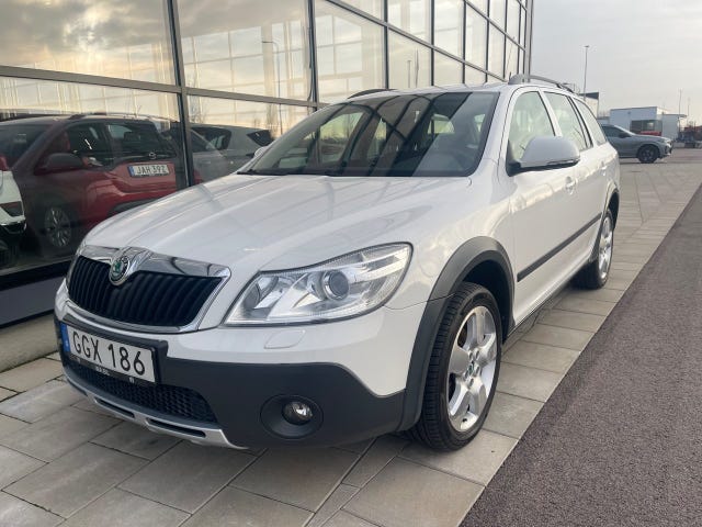 Skoda Octavia Scout 2011