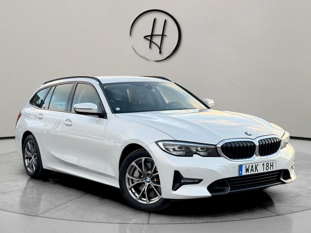 BMW 330e 2021