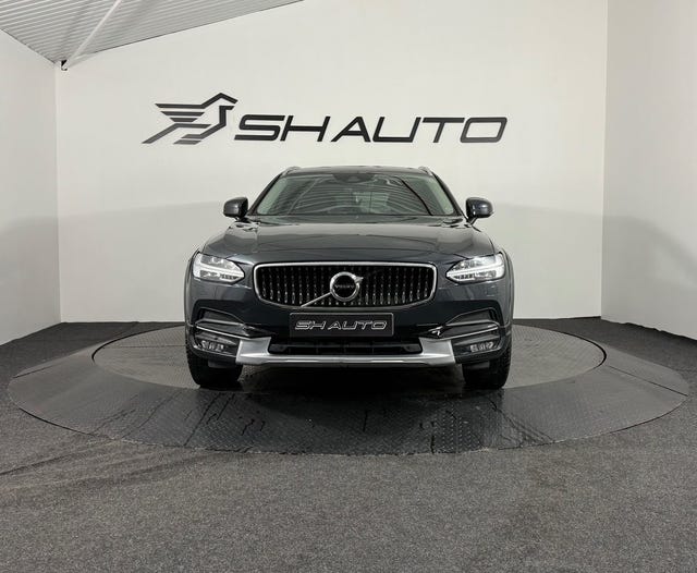 Volvo V90 Cross Country 2019 – bild 2