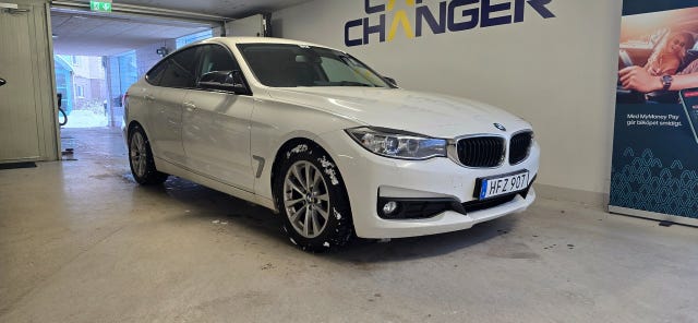 BMW 318 2014