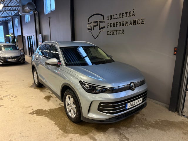 Volkswagen Tiguan 2024