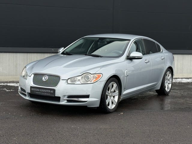 Jaguar XF 2010