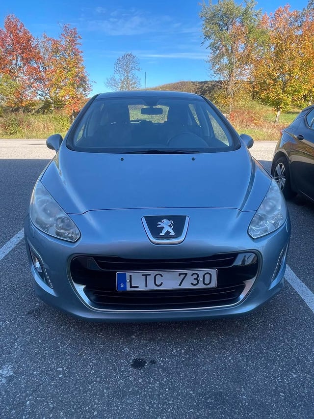 Peugeot 308 2011