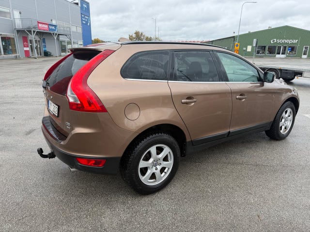 Volvo XC60 2011 – bild 2