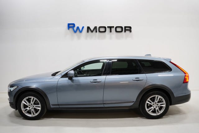 Volvo V90 Cross Country 2017 – bild 4