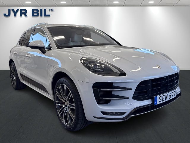 Porsche Macan Turbo 2017