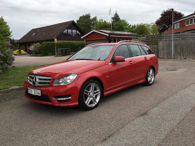 Mercedes-Benz C200 2012