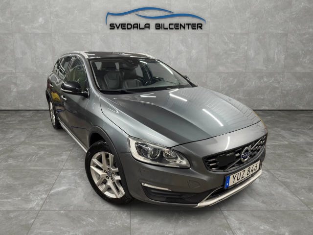 Volvo V60 Cross Country 2018