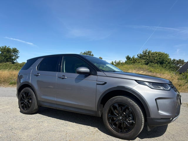 Land Rover Discovery Sport 2021