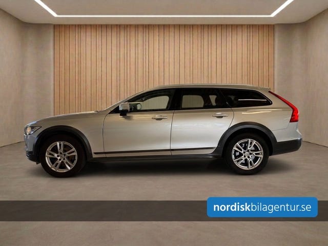 Volvo V90 Cross Country 2019 – bild 2
