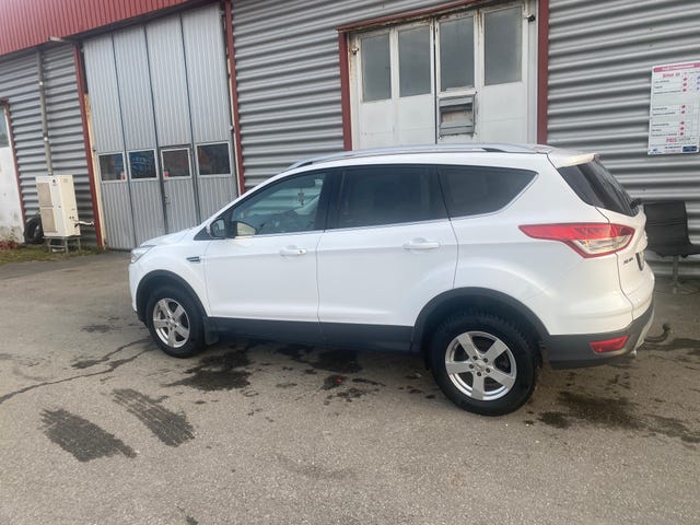 Ford Kuga 2016