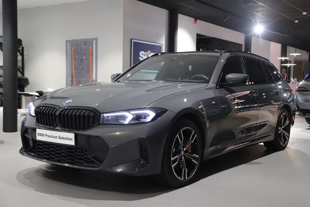 BMW 330e 2026