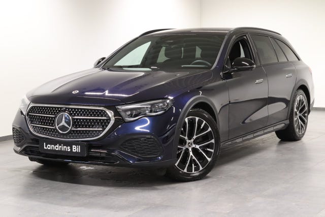 Mercedes-Benz E220 2025