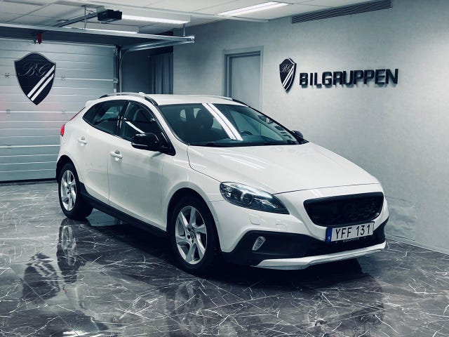 Volvo V40 Cross Country 2015