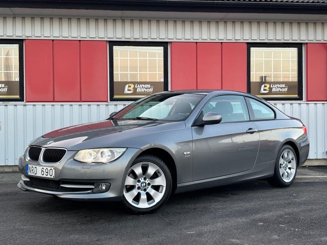 BMW 320 2010