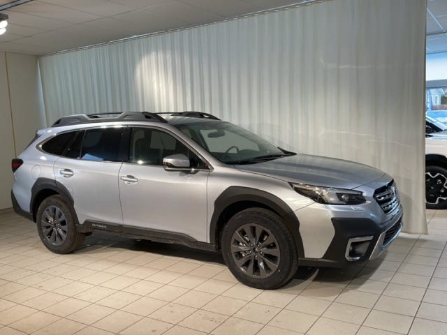 Subaru Outback 2025