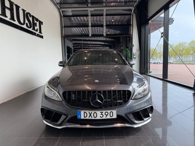 Mercedes-Benz C300 2015 – bild 2
