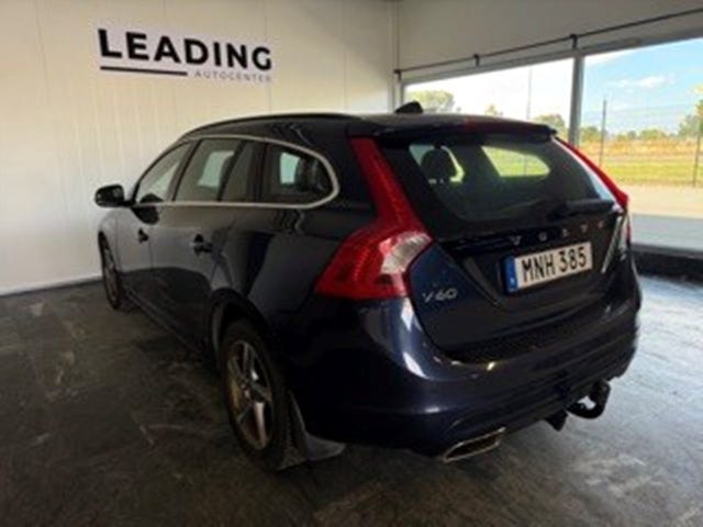Volvo V60 2015 – bild 2