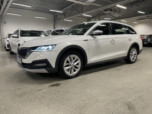 Skoda Octavia Scout 2022