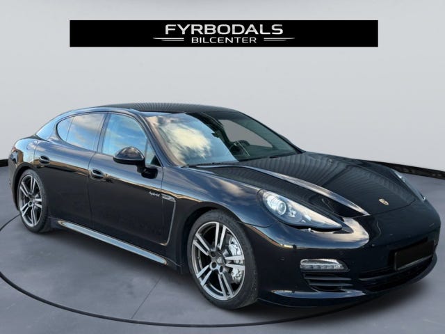 Porsche Panamera S 2012