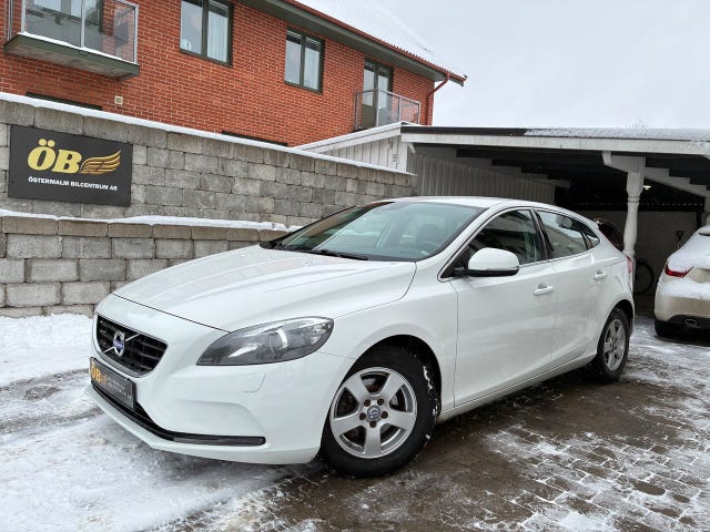 Volvo V40 2015