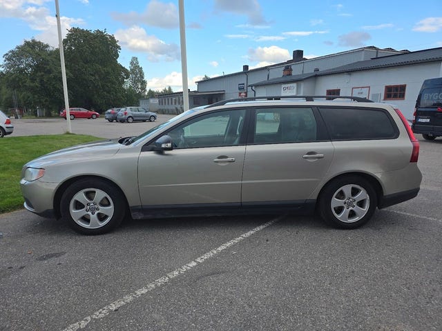 Volvo V70 2010 – bild 2
