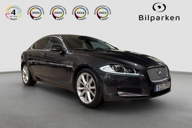 Jaguar XF 2015