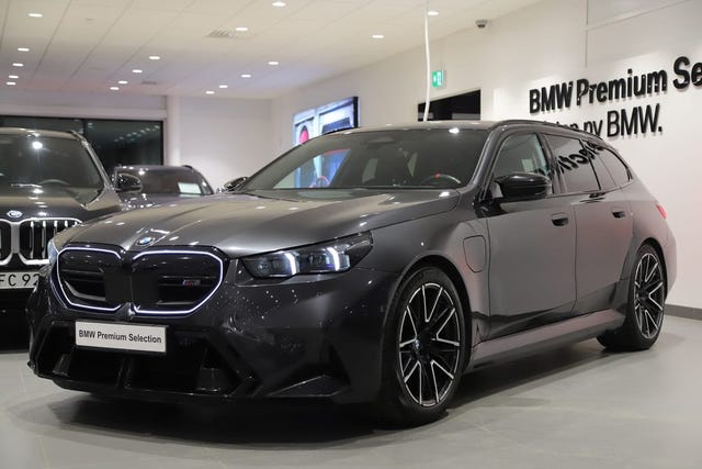BMW M5 2025